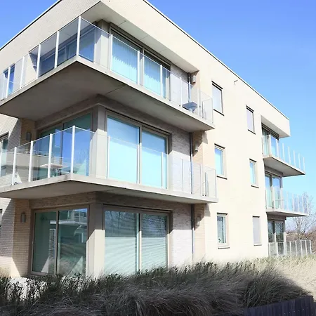 Apartment Beautiful Located On The Dunes