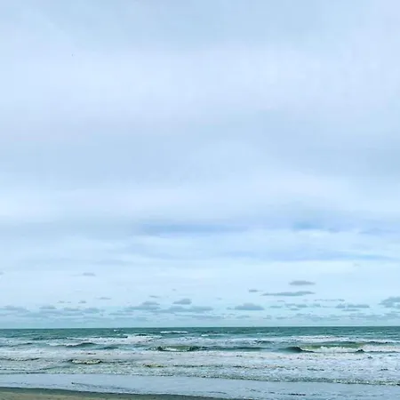 Relaxing Beachside Nieuwpoort